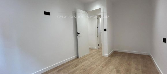 Apartamento de 3 dormitorios en Salamanca, Spain No. 18114 34