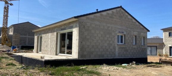 3 Schlafzimmer Haus in Penta-di-Casinca, France, Nr. 214920 4