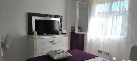 Apartamento de 2 dormitorios en Le Pontet, France No. 316156 12
