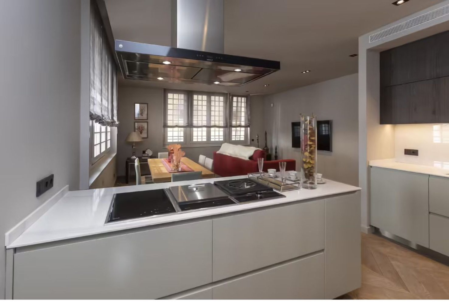 Квартира с 2 спальнями в Старый город, Испания № 103338