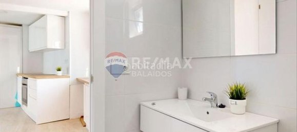 2 bedrooms Penthouse in Vigo, Spain No. 190401 8