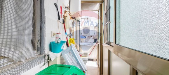 2 bedrooms Apartment in Catania, Italy No. 87998 7