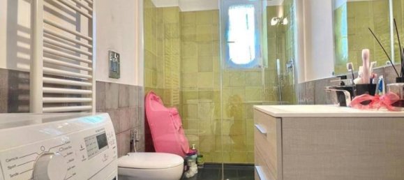 3 rooms Apartment in Pozzuoli, Italy No. 79838 12