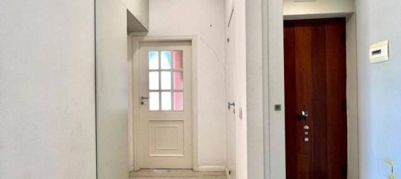 3 rooms Apartment in Pozzuoli, Italy No. 79838 2