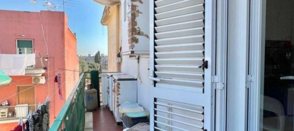 3 rooms Apartment in Pozzuoli, Italy No. 79838 30