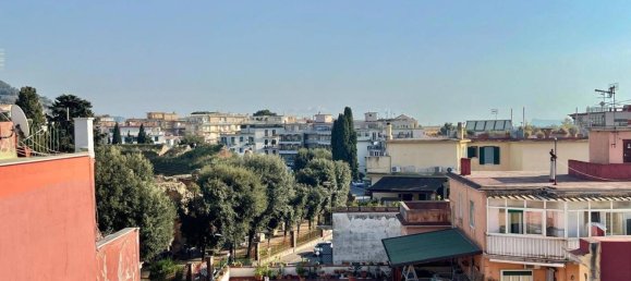 3 rooms Apartment in Pozzuoli, Italy No. 79838 20