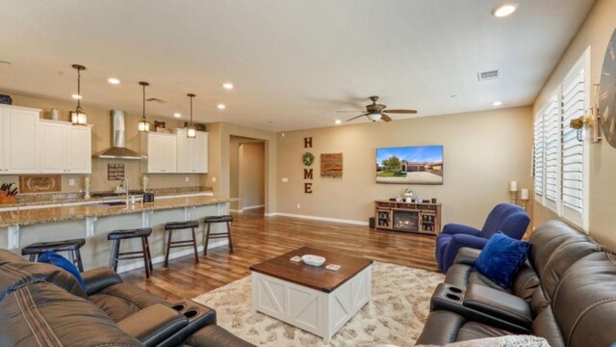 3 bedrooms House in Galt, USA No. 393238