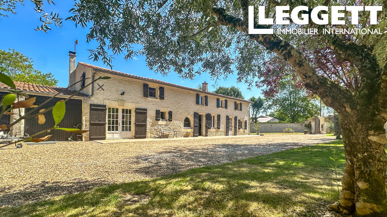 6 غرف نوم منزل في Aumagne, France رقم 349653