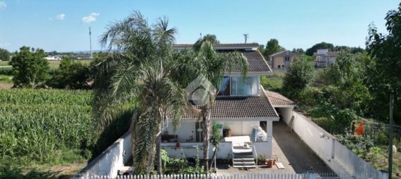 5-Zimmer Villa in Casapesenna, Italy, Nr. 305276 13