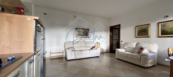 3 Schlafzimmer Wohnung in Massa, Italy, Nr. 356409 8