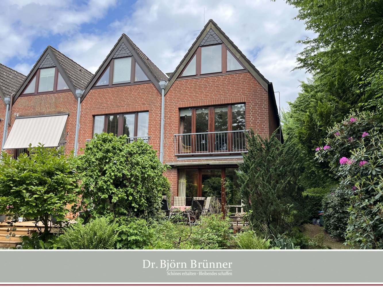 Таунхаус с 6 комнатами в Вандсбек, Германия № 324316