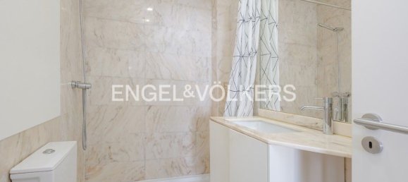 3 bedrooms Apartment in Lisbon, Portugal No. 12186 13