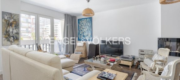 3 bedrooms Apartment in Lisbon, Portugal No. 12186 2
