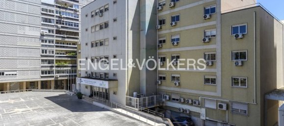 3 bedrooms Apartment in Lisbon, Portugal No. 12186 32