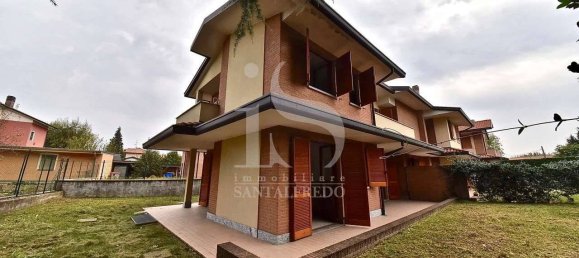 3 Schlafzimmer Villa in Vimercate, Italy, Nr. 76697 6