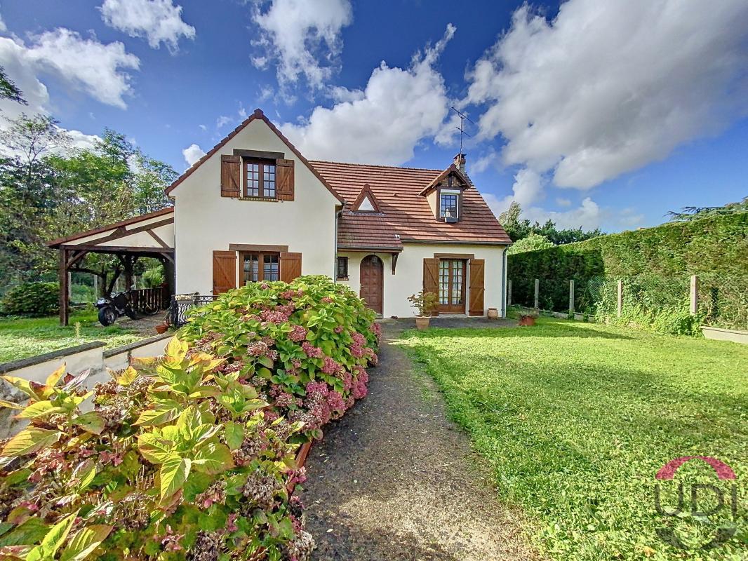 Casa de 5 dormitorios en Saintry-sur-Seine, France No. 151073