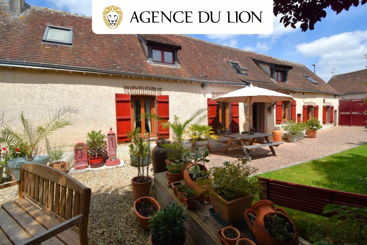 Casa de 3 dormitorios en Vernouillet, France No. 153503