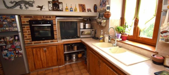 Casa de 3 dormitorios en Vernouillet, France No. 153503 6