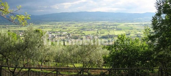 5-salle Propriété commerciale à Assisi, Italy No. 277172 3