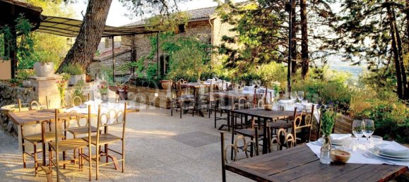 5-salle Propriété commerciale à Assisi, Italy No. 277172 44