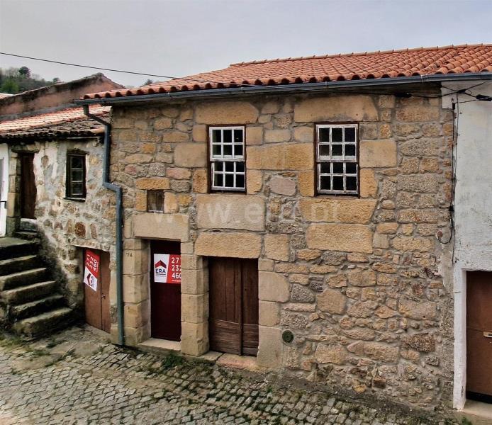 2 bedrooms House in Guarda, Portugal No. 349110