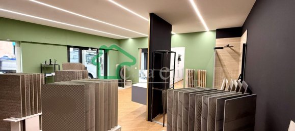 Edificio en Lodi, Italy 216 m² No. 314749 8