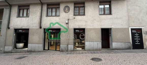 Edificio en Lodi, Italy 216 m² No. 314749 4