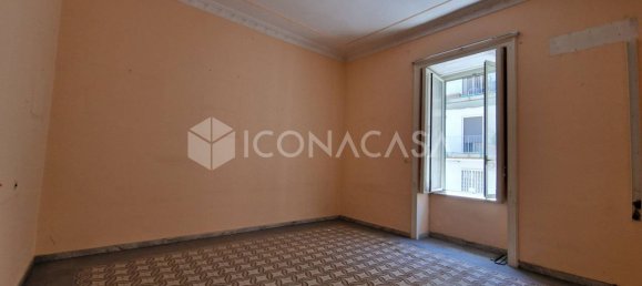 4 rooms Apartment in Naples, Italy No. 266708 10