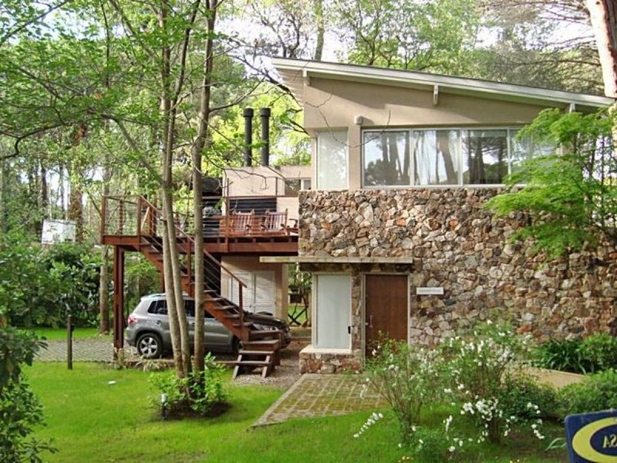 Дом с 3 спальнями в Мар-дель-Плата, Аргентина № 99680