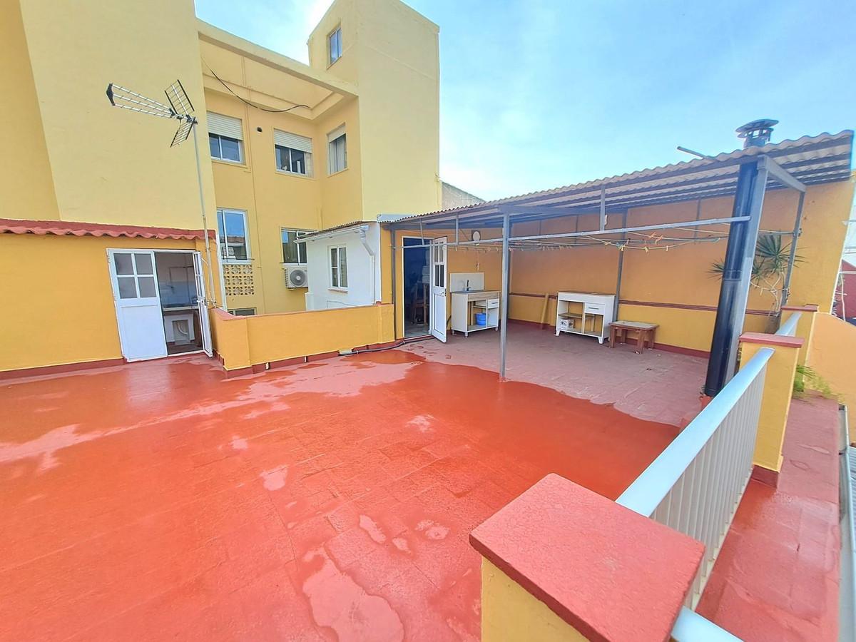 4 bedrooms Apartment in Fuengirola, Spain No. 46677