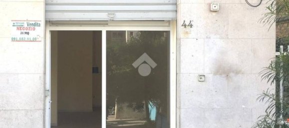 1غرفة عقار تجاري في Palermo, Italy رقم 84104 7