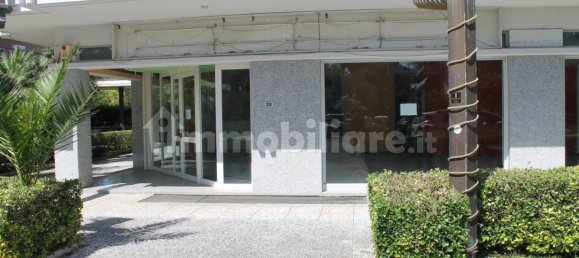 Imóvel comercial de 5 divisões em Massa, Italy N.º 39669 3
