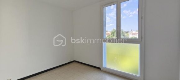 2 bedrooms Apartment in Manosque, France No. 311310 8