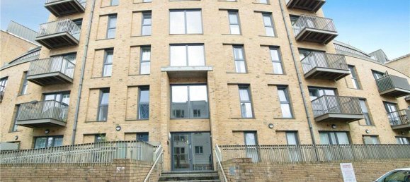 2 Schlafzimmer Wohnung in Croydon, United Kingdom, Nr. 7996 2