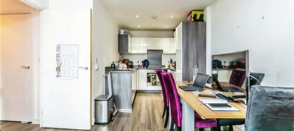 2 Schlafzimmer Wohnung in Croydon, United Kingdom, Nr. 7996 7