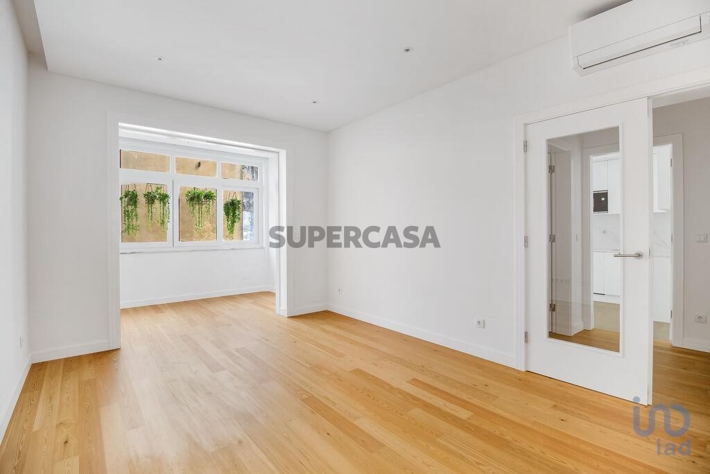 2 غرف نوم منزل ذو طابقين في Lisbon, Portugal رقم 159385