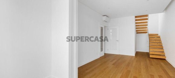 2 غرف نوم منزل ذو طابقين في Lisbon, Portugal رقم 159385 2