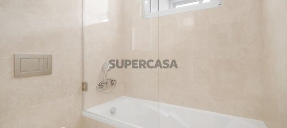 2 غرف نوم منزل ذو طابقين في Lisbon, Portugal رقم 159385 9