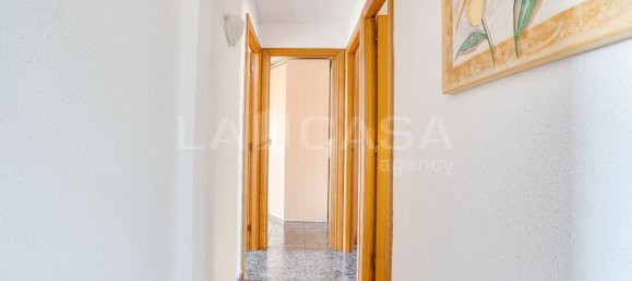 3 Schlafzimmer Wohnung in L'Hospitalet de Llobregat, Spain, Nr. 163923 15