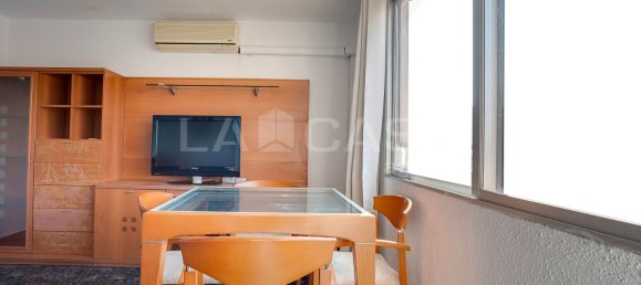 3 Schlafzimmer Wohnung in L'Hospitalet de Llobregat, Spain, Nr. 163923 9