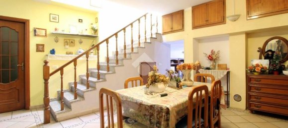 2 bedrooms House in Rivoli, Italy No. 120543 17