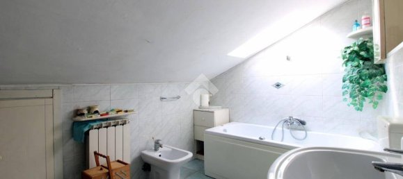 2 bedrooms House in Rivoli, Italy No. 120543 30