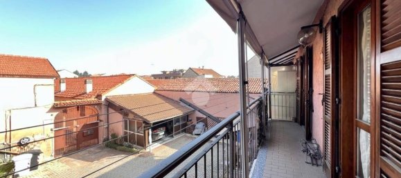 2 bedrooms House in Rivoli, Italy No. 120543 22