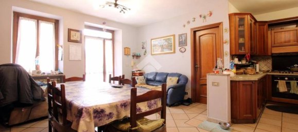 2 bedrooms House in Rivoli, Italy No. 120543 10