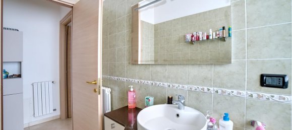 4 rooms Apartment in Catania, Italy No. 324350 35