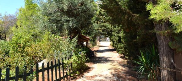 5 bedrooms Villa in Paiania, Greece No. 7574 18