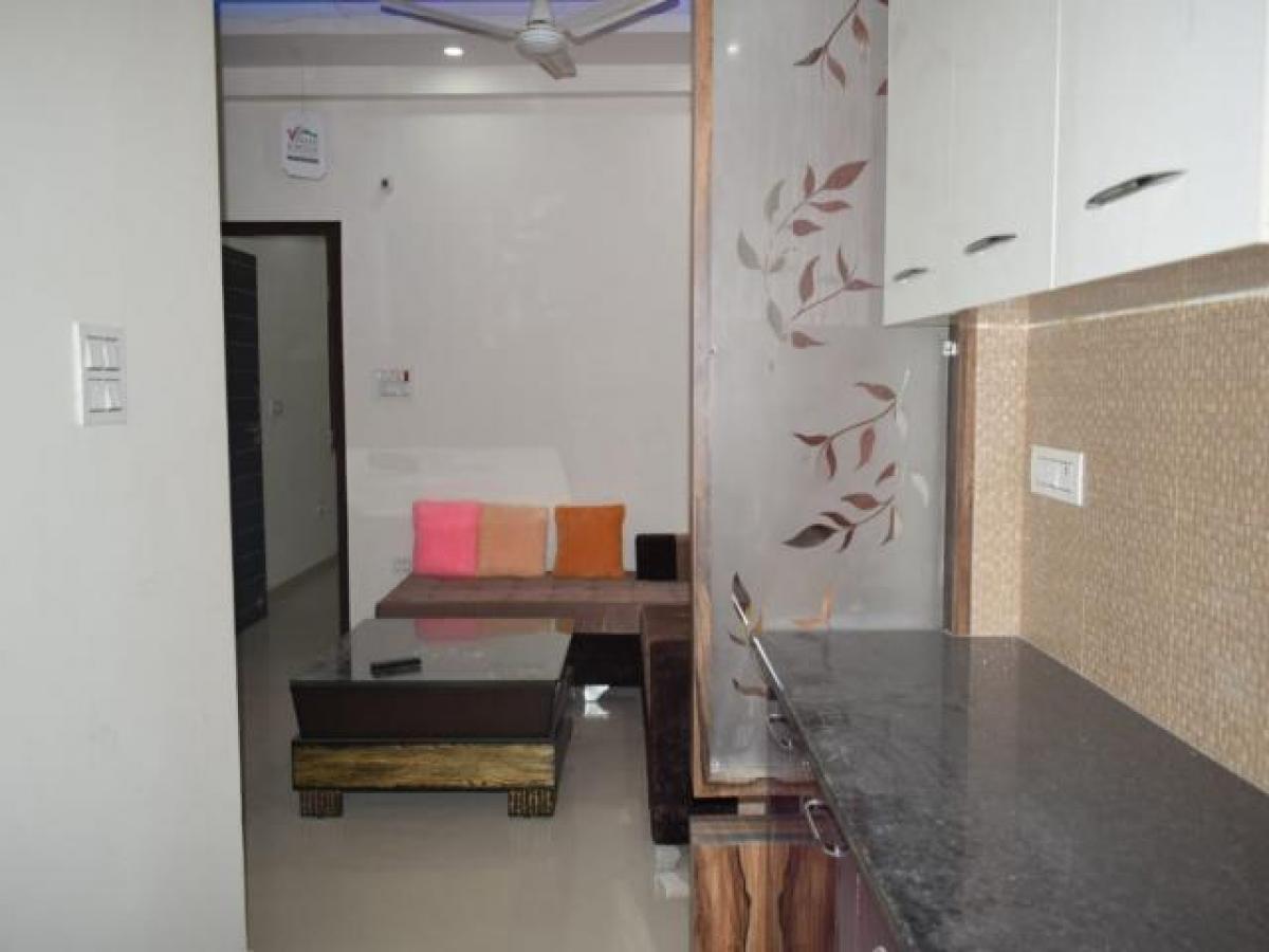 2 bedrooms House in Noida, India No. 66858