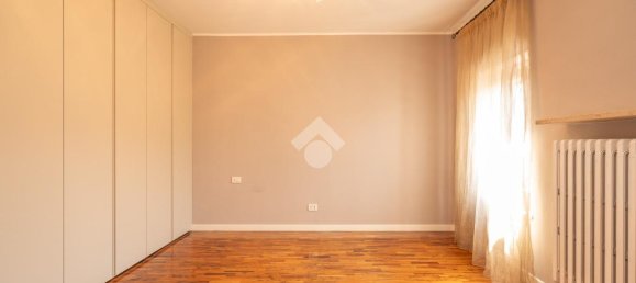 Casa de 5 divisões em Soave, Italy N.º 14843 15