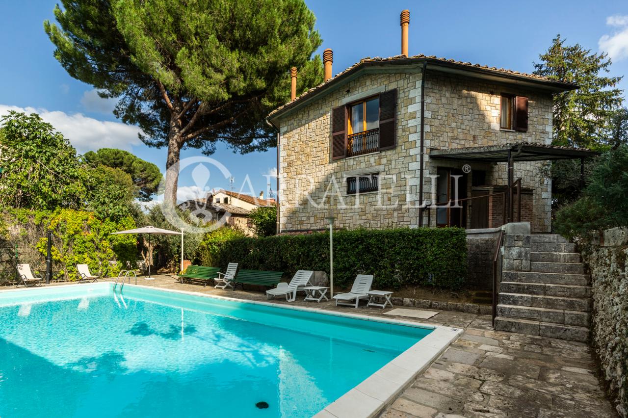 13 rooms Villa in Cetona, Italy No. 5162