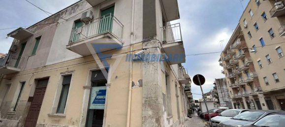 Gewerbliche Immobilie in Syracuse, Italy 75m², Nr. 286432 7